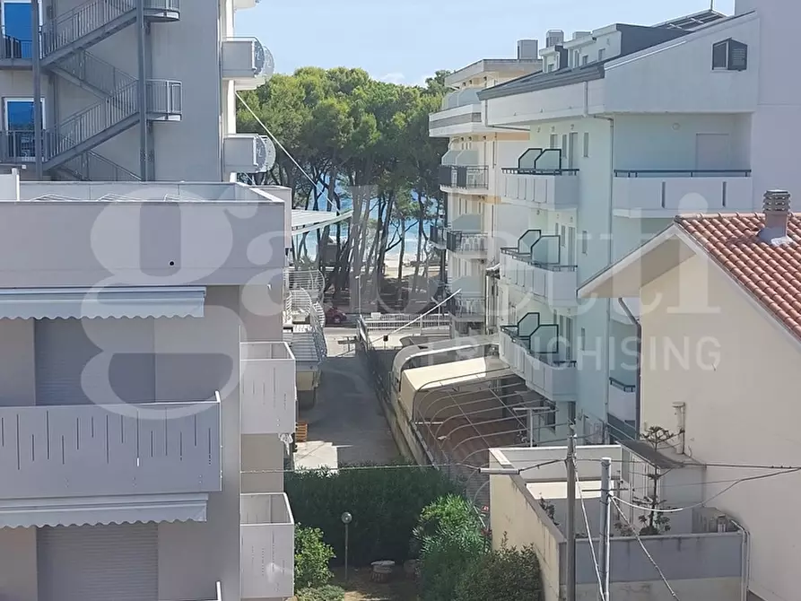 Immagine 16 di Appartamento in vendita  in Via Liguria, 4 a Alba Adriatica