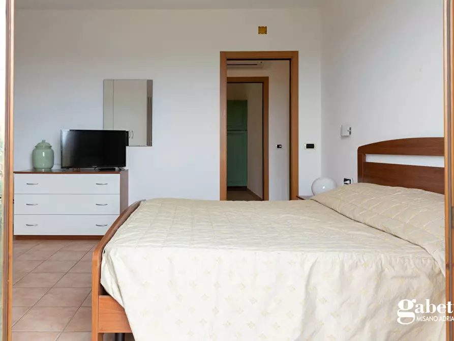 Immagine 18 di Appartamento in vendita  in Via Tavullia a Gradara