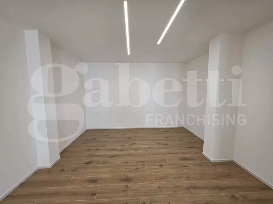 Immagine 12 di Appartamento in vendita  in Via SOTTOMARINA - VIALE MEDITERRANEO, 00 a Chioggia