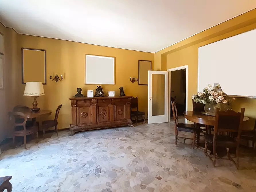 Immagine 12 di Appartamento in vendita  in Corso magenta, 22 a Legnano