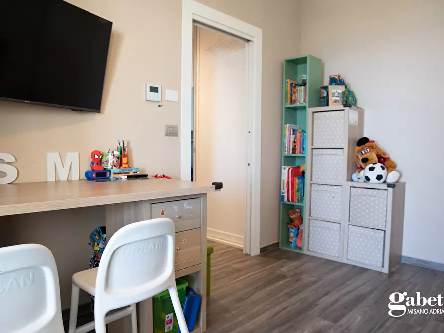 Immagine 21 di Appartamento in vendita  in Via Francia a Cattolica