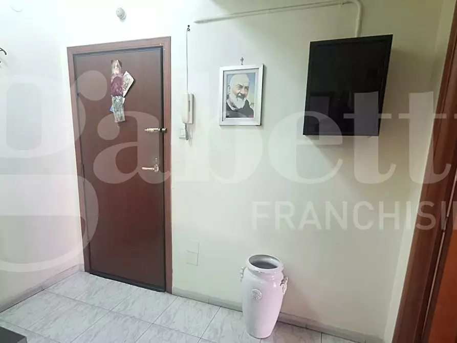 Immagine 2 di Appartamento in vendita  in Via vecchia poggioreale a Napoli