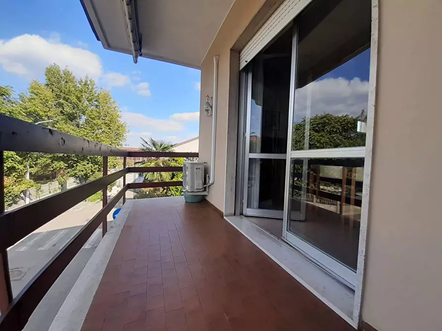 Immagine 25 di Villa in vendita  in Via ROMAGNA, SNC a Legnano