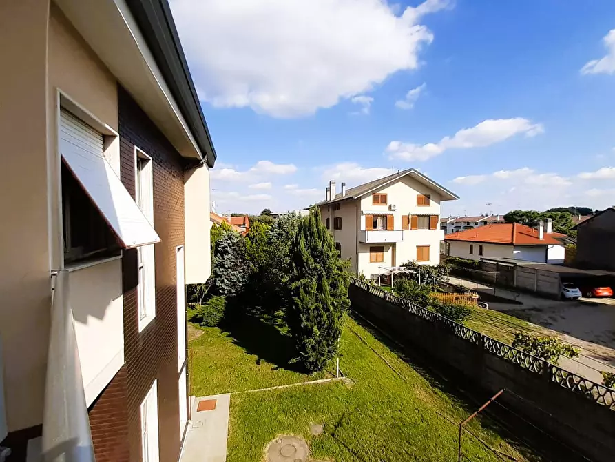 Immagine 7 di Villa in vendita  in Via ROMAGNA, SNC a Legnano