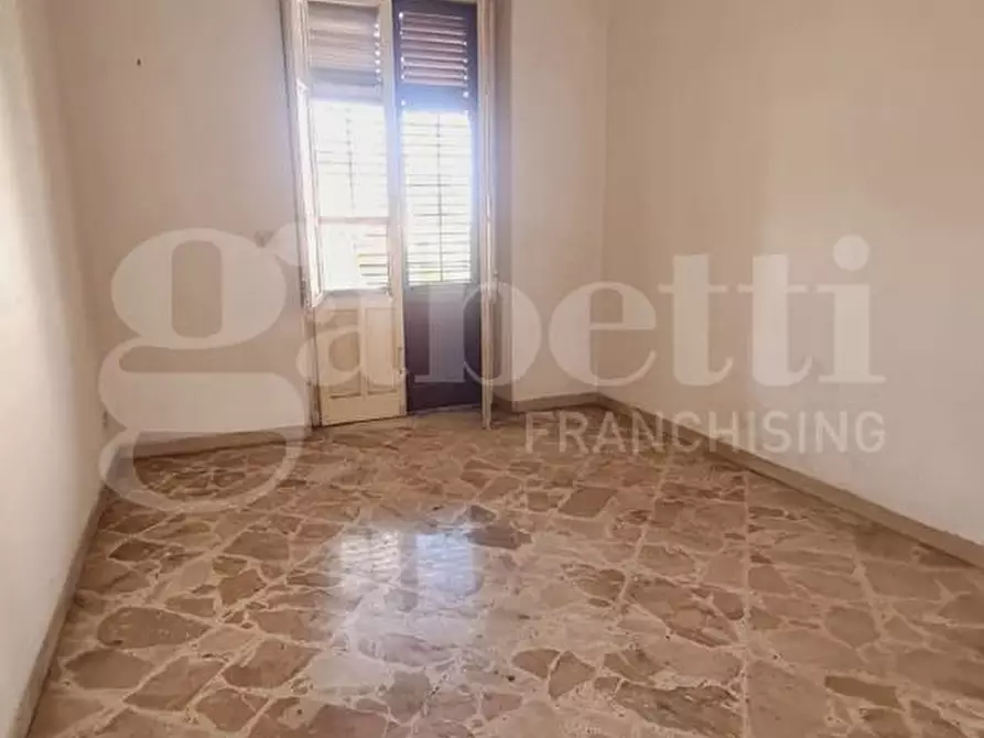 Immagine 3 di Appartamento in vendita  in Via Villagrazia a Palermo