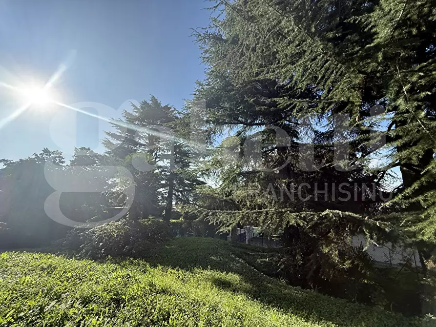 Immagine 26 di Appartamento in vendita  in Via Parini, snc a Erba