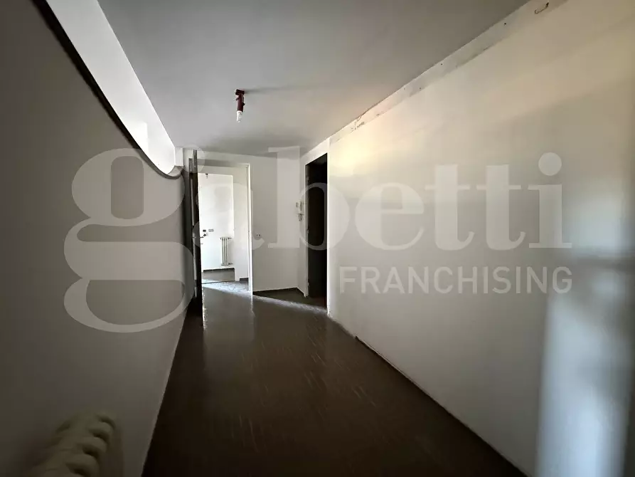 Immagine 41 di Appartamento in vendita  in Via Parini, snc a Erba