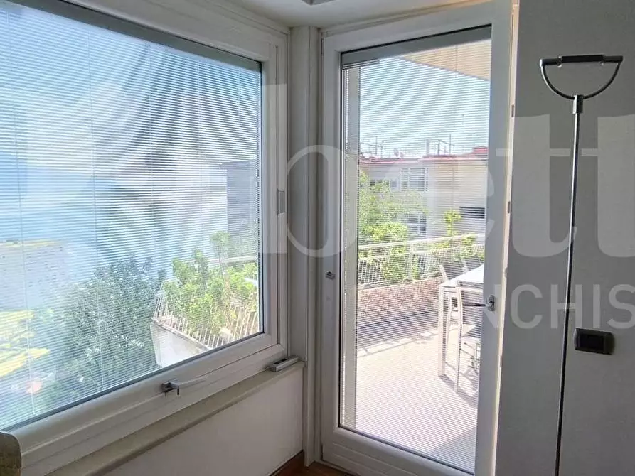 Immagine 6 di Appartamento in vendita  in Via Francesco Petrarca a Napoli