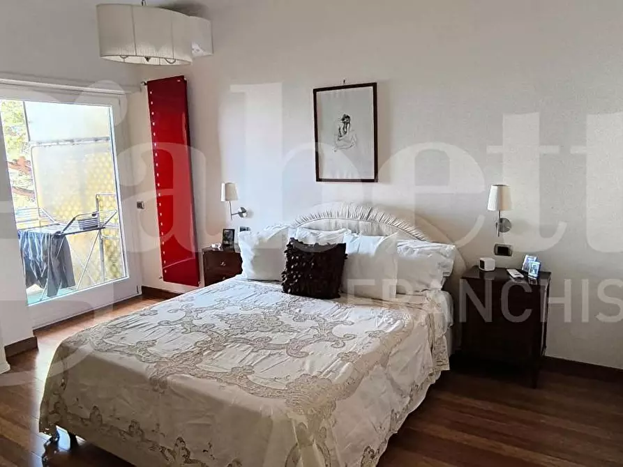 Immagine 14 di Appartamento in vendita  in Via Francesco Petrarca a Napoli