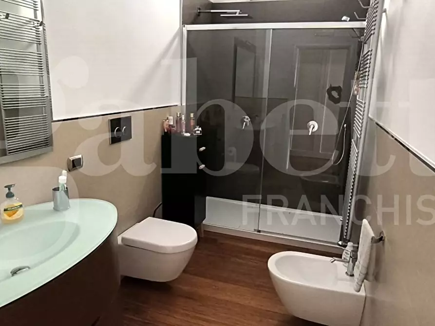 Immagine 25 di Appartamento in vendita  in Via Francesco Petrarca a Napoli