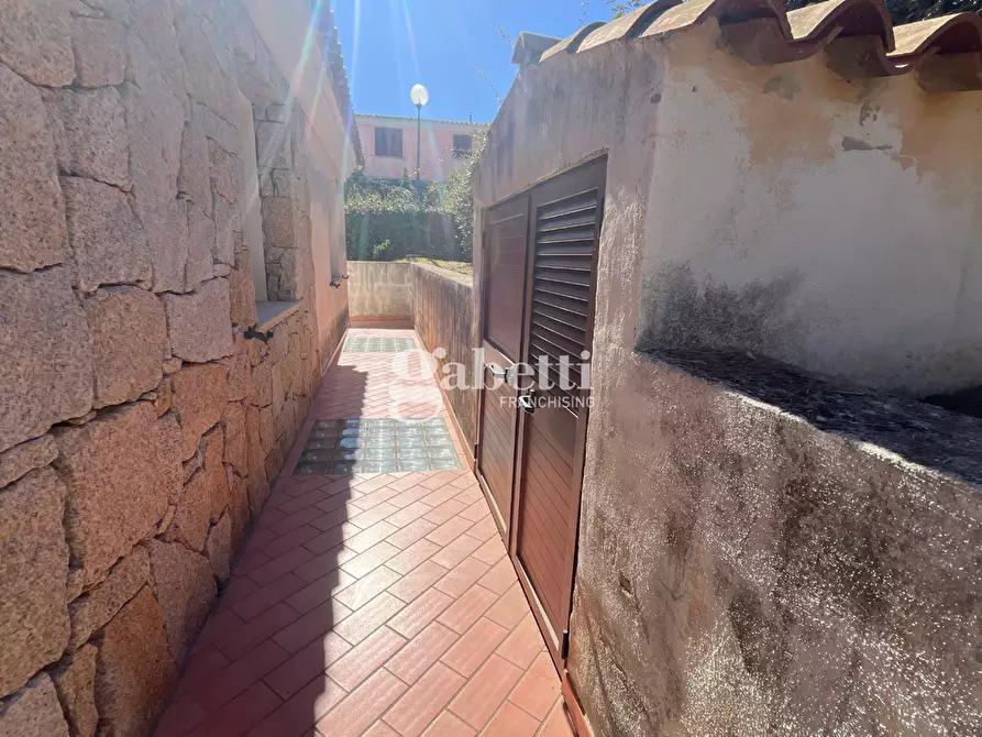 Immagine 40 di Villa in vendita  in Via Diomede, 13 a Budoni