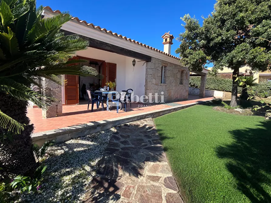 Immagine 45 di Villa in vendita  in Via Diomede, 13 a Budoni