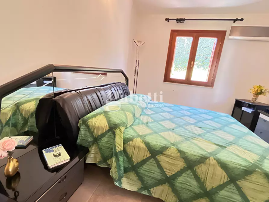 Immagine 21 di Villa in vendita  in Via Diomede, 13 a Budoni