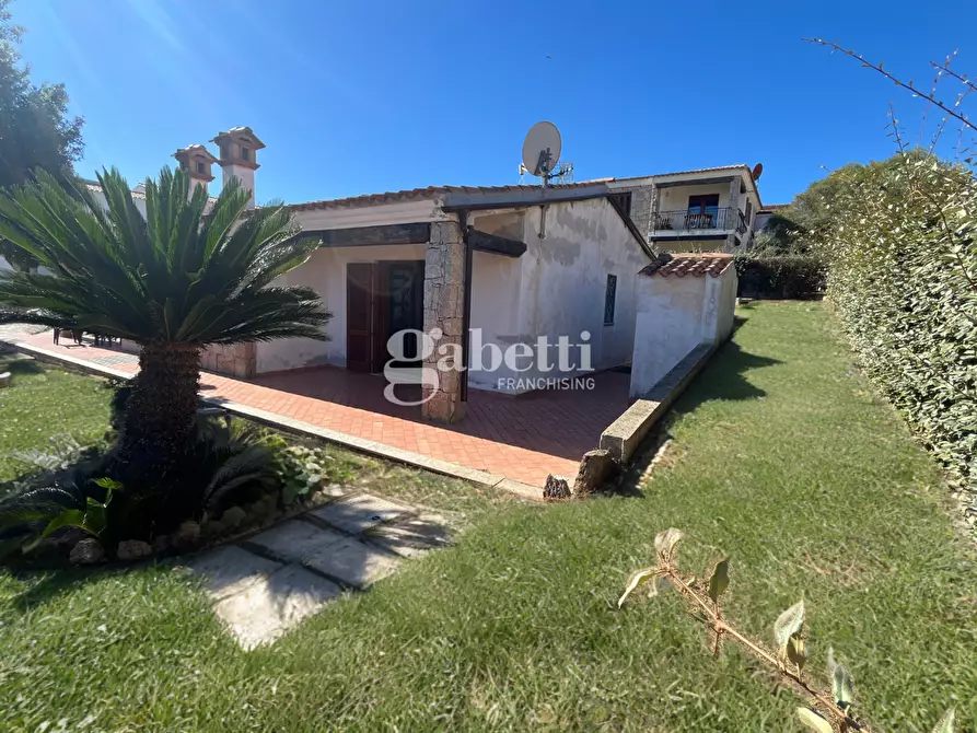 Immagine 44 di Villa in vendita  in Via Diomede, 13 a Budoni