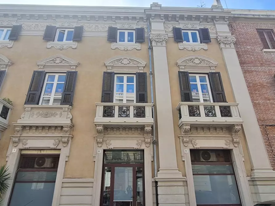 Immagine 3 di Ufficio in affitto  in Via Mario Aspa, 7 a Messina