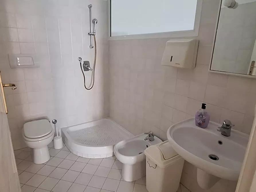 Immagine 10 di Ufficio in affitto  in Via Mario Aspa, 7 a Messina