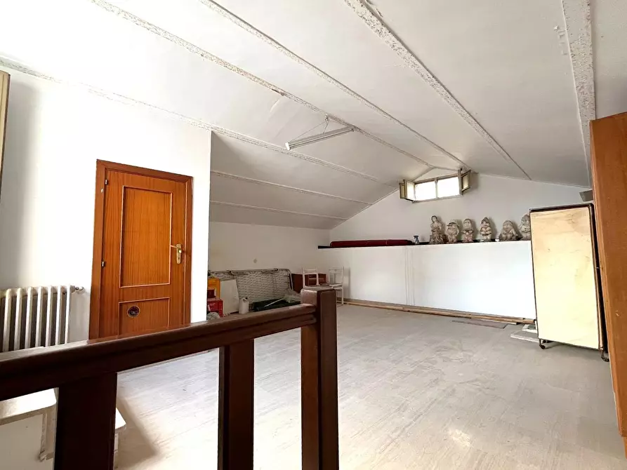 Immagine 14 di Casa indipendente in vendita  in Vico ARPA a San Severo