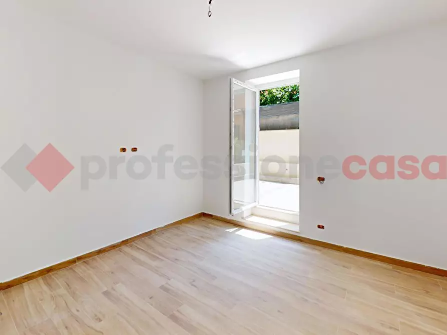 Immagine 12 di Appartamento in vendita  in Via dei Castiglioni a Roma