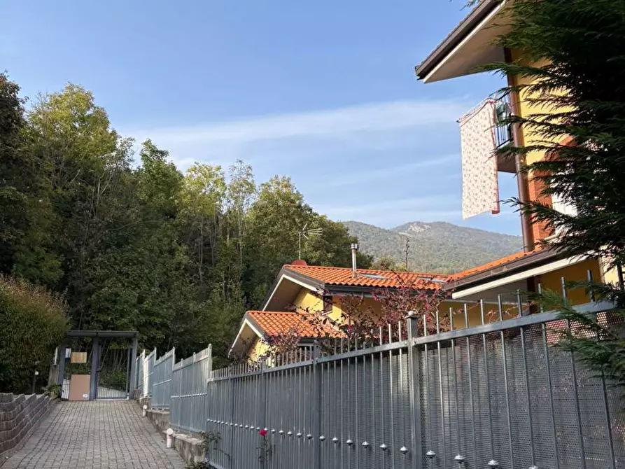 Immagine 28 di Appartamento in vendita  in Via Borgata Selvaggio Sotto, 31 a Giaveno