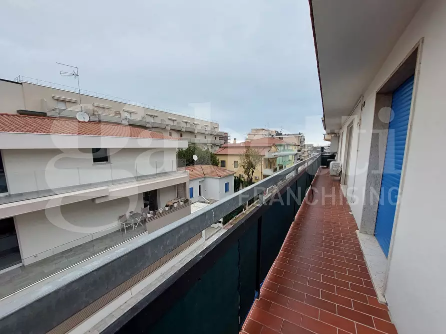 Immagine 19 di Appartamento in vendita  in Via Cairoli, 8 a Alba Adriatica