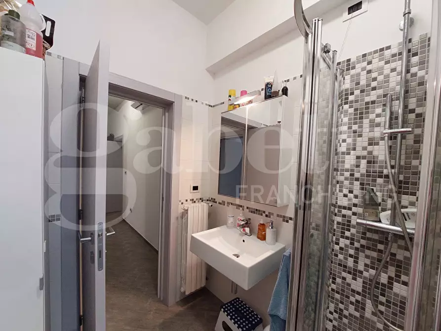 Immagine 17 di Appartamento in vendita  in Via Cairoli, 8 a Alba Adriatica