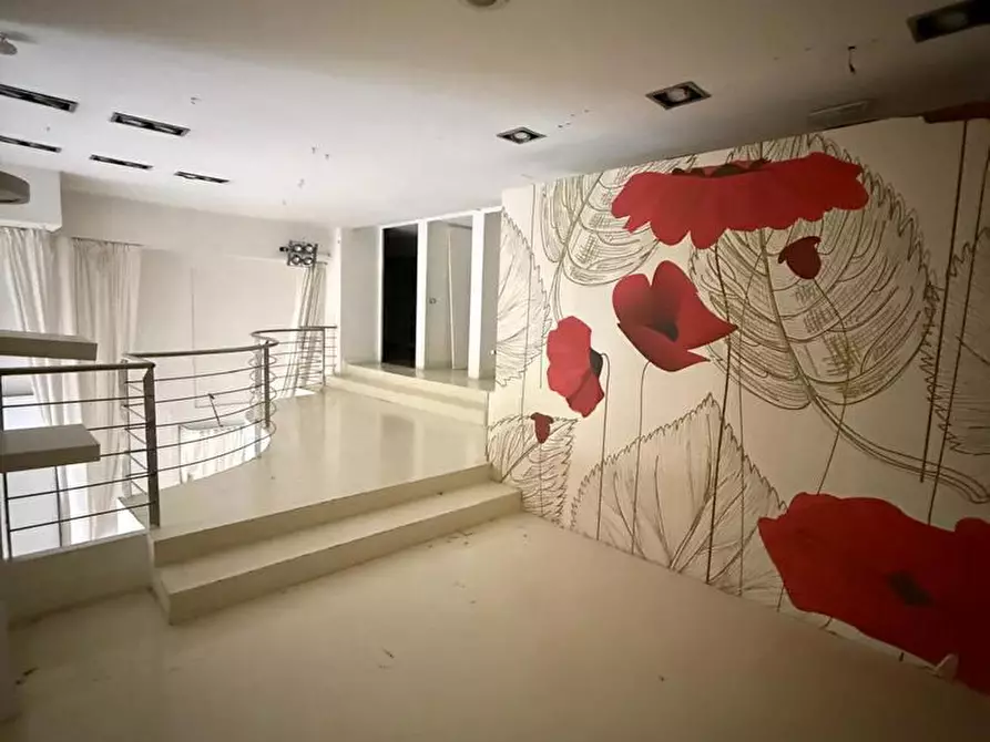 Immagine 5 di Attività commerciale in affitto  in Via Giovanni Primicerio, snc a Sant'anastasia