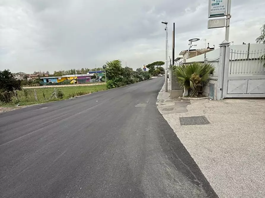 Immagine 13 di Attività commerciale in affitto  in Via Sant'Anastasia, snc a Sant'anastasia