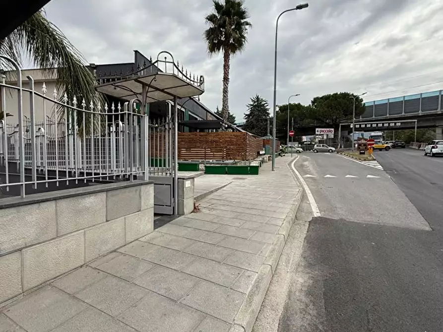 Immagine 12 di Attività commerciale in affitto  in Via Sant'Anastasia, snc a Sant'anastasia