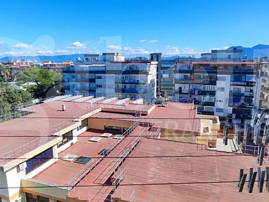 Immagine 24 di Appartamento in vendita  in Via Degli Asteroidi a Napoli
