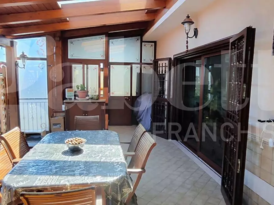 Immagine 9 di Appartamento in vendita  in Via Degli Asteroidi a Napoli