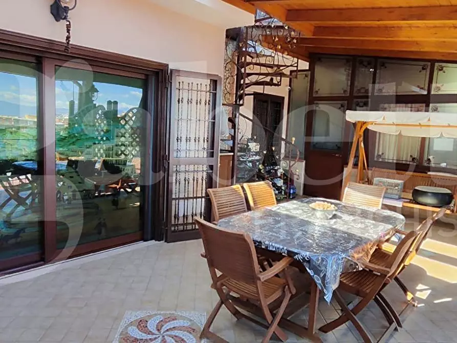 Immagine 14 di Appartamento in vendita  in Via Degli Asteroidi a Napoli