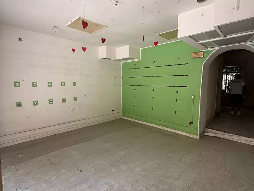 Immagine 6 di Attività commerciale in vendita  in Via Leonardo Da Vinci, snc a Pomigliano D'arco