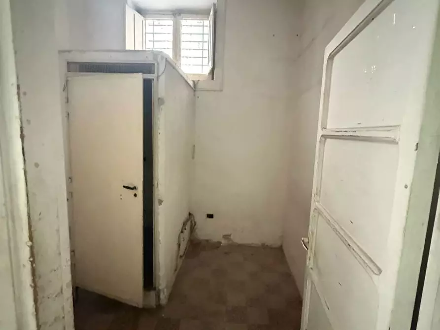 Immagine 8 di Attività commerciale in vendita  in Via Leonardo Da Vinci, snc a Pomigliano D'arco