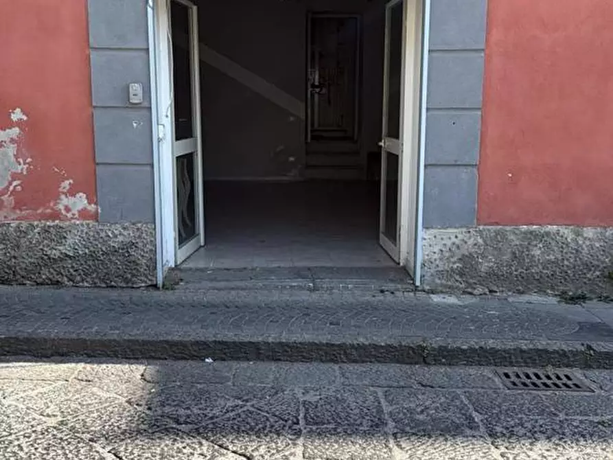 Immagine 2 di Attività commerciale in affitto  in Via Umberto I, snc a Sant'anastasia