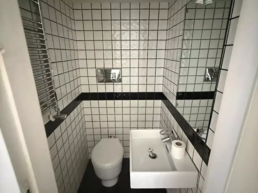 Immagine 5 di Appartamento in vendita  in Via Napoli, 12 a Somma Vesuviana