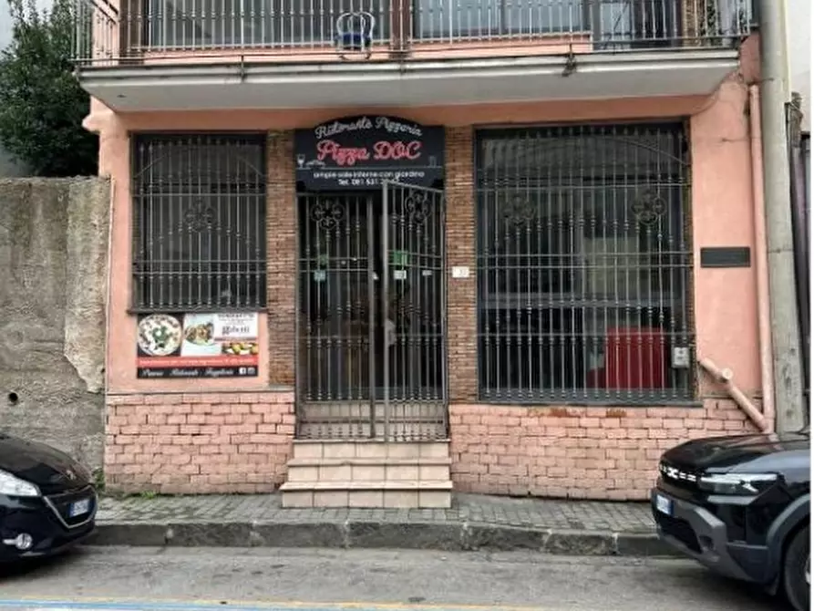 Immagine 4 di Attività commerciale in affitto  in Via Luigi Esposito, SNC a Sant'anastasia