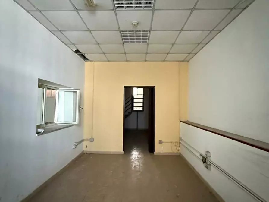 Immagine 9 di Attività commerciale in affitto  in Via Pomigliano, snc a Sant'anastasia