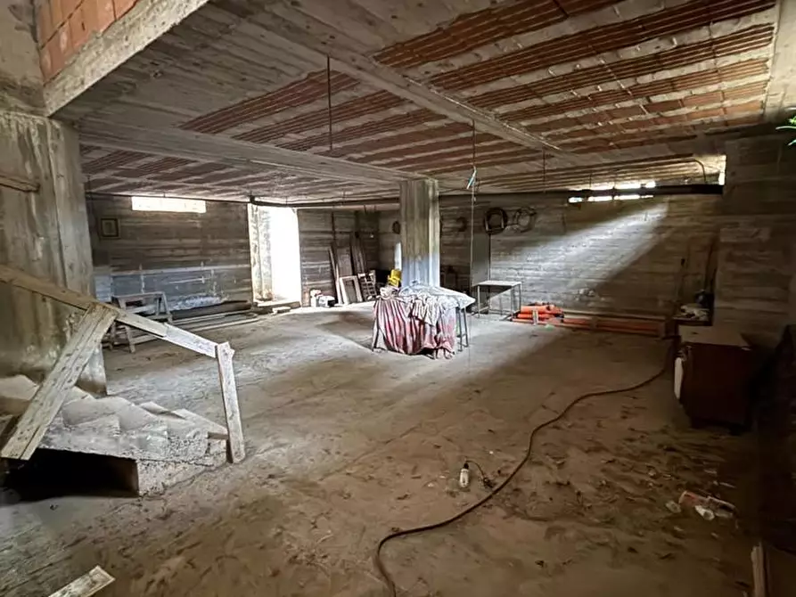 Immagine 10 di Casa indipendente in vendita  in Via Delle Ginestre, snc a Brusciano