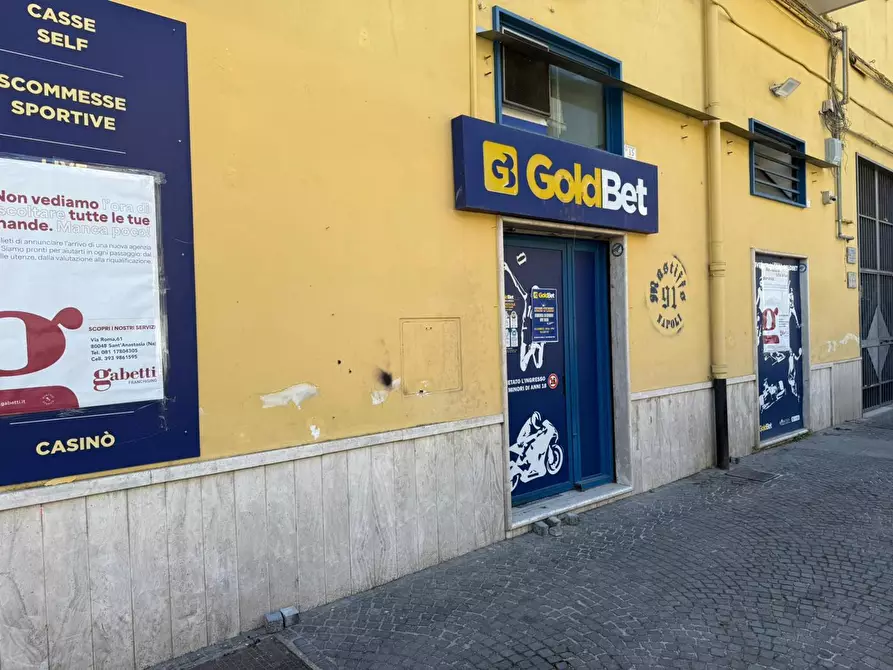 Immagine 2 di Attività commerciale in affitto  in Corso Umberto I, 13 a Sant'anastasia