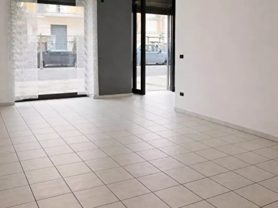 Immagine 7 di Attività commerciale in affitto  in Via Primicerio, snc a Sant'anastasia