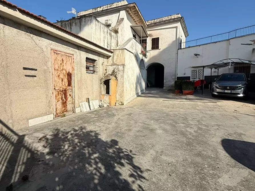Immagine 2 di Palazzo in vendita  in Via Dante Alighieri, snc a Pollena Trocchia
