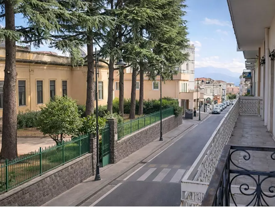 Immagine 4 di Negozio in vendita  in Via roma a Somma Vesuviana