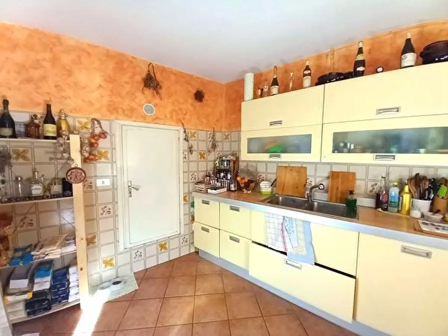Immagine 2 di Villa in vendita  in Via Borgata Roccette, / a Giaveno
