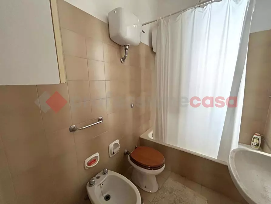 Immagine 11 di Appartamento in vendita  in Via della costituzione a Poggiardo