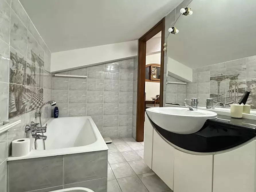 Immagine 17 di Appartamento in vendita  in Via prenestina antica, 22 a Fiuggi