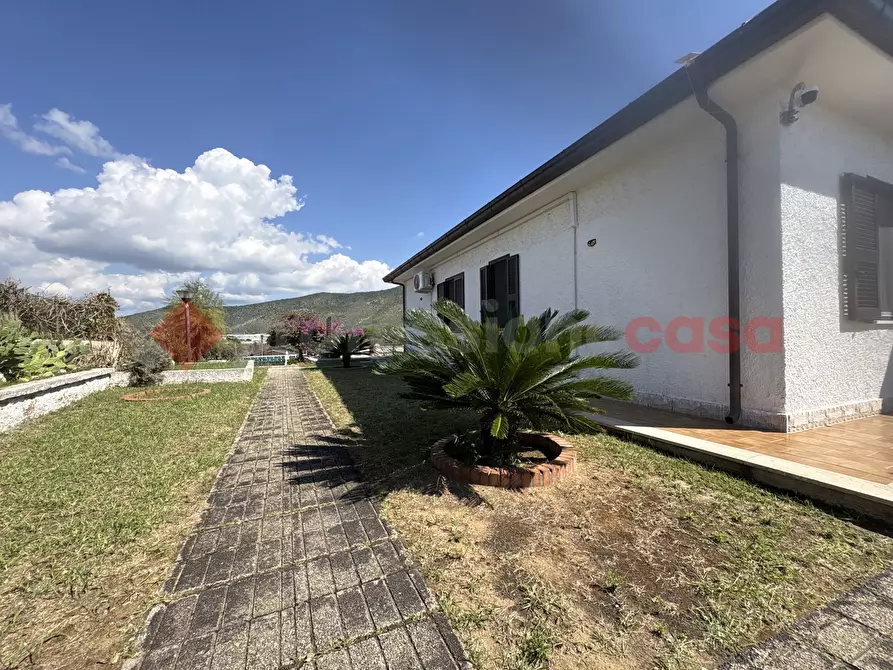 Immagine 7 di Villa in vendita  in Via DEL LAGO LUNGO, 789 a Sperlonga
