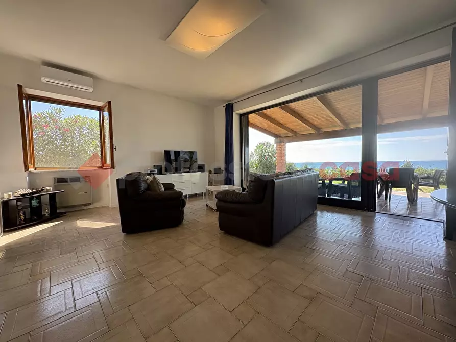 Immagine 10 di Villa in vendita  in Via DEL LAGO LUNGO, 789 a Sperlonga