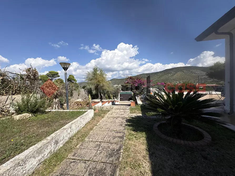 Immagine 15 di Villa in vendita  in Via DEL LAGO LUNGO, 789 a Sperlonga