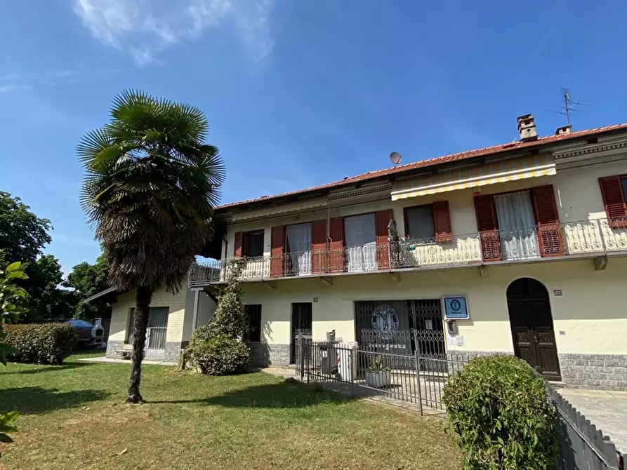 Immagine 1 di Palazzo in vendita  in Via Pinerolo Susa, 94 a Sangano