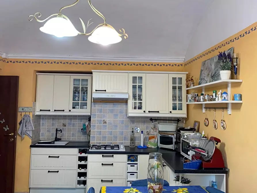 Immagine 33 di Palazzo in vendita  in Via Pinerolo Susa, 94 a Sangano